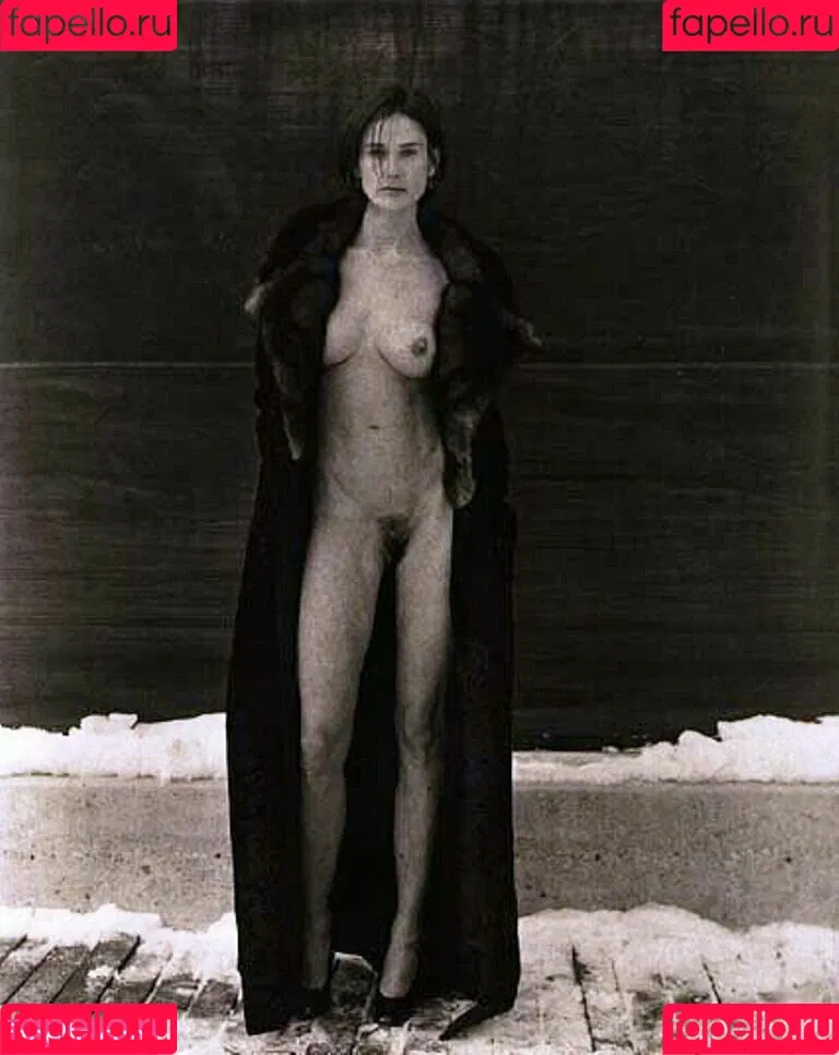 Demi Moore Onlyfans Photo Gallery 