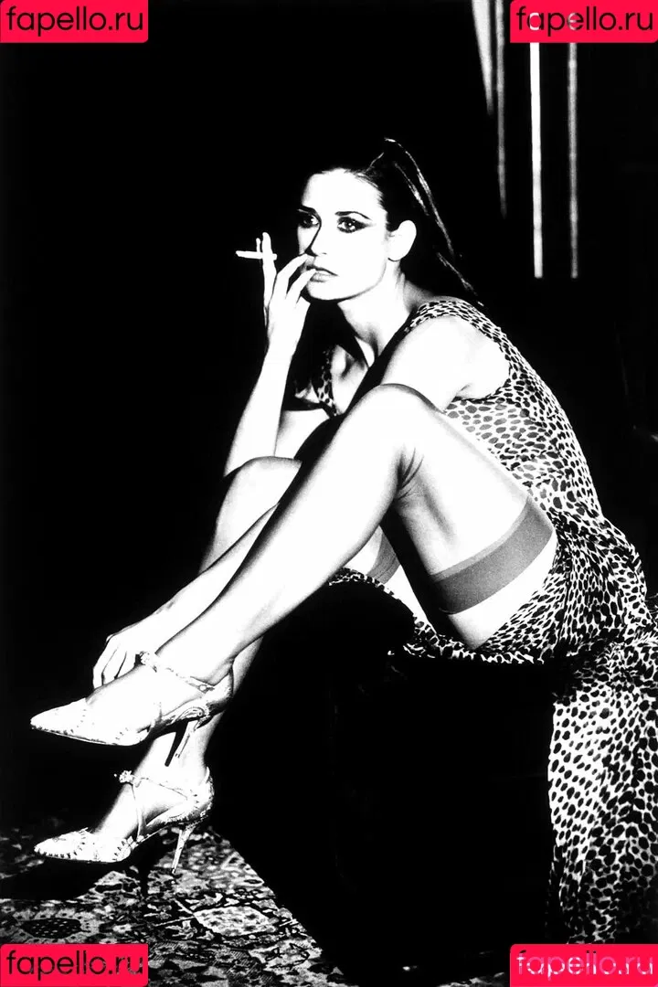 Demi Moore Onlyfans Photo Gallery 