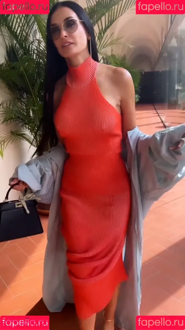 Demi Moore Onlyfans Photo Gallery 