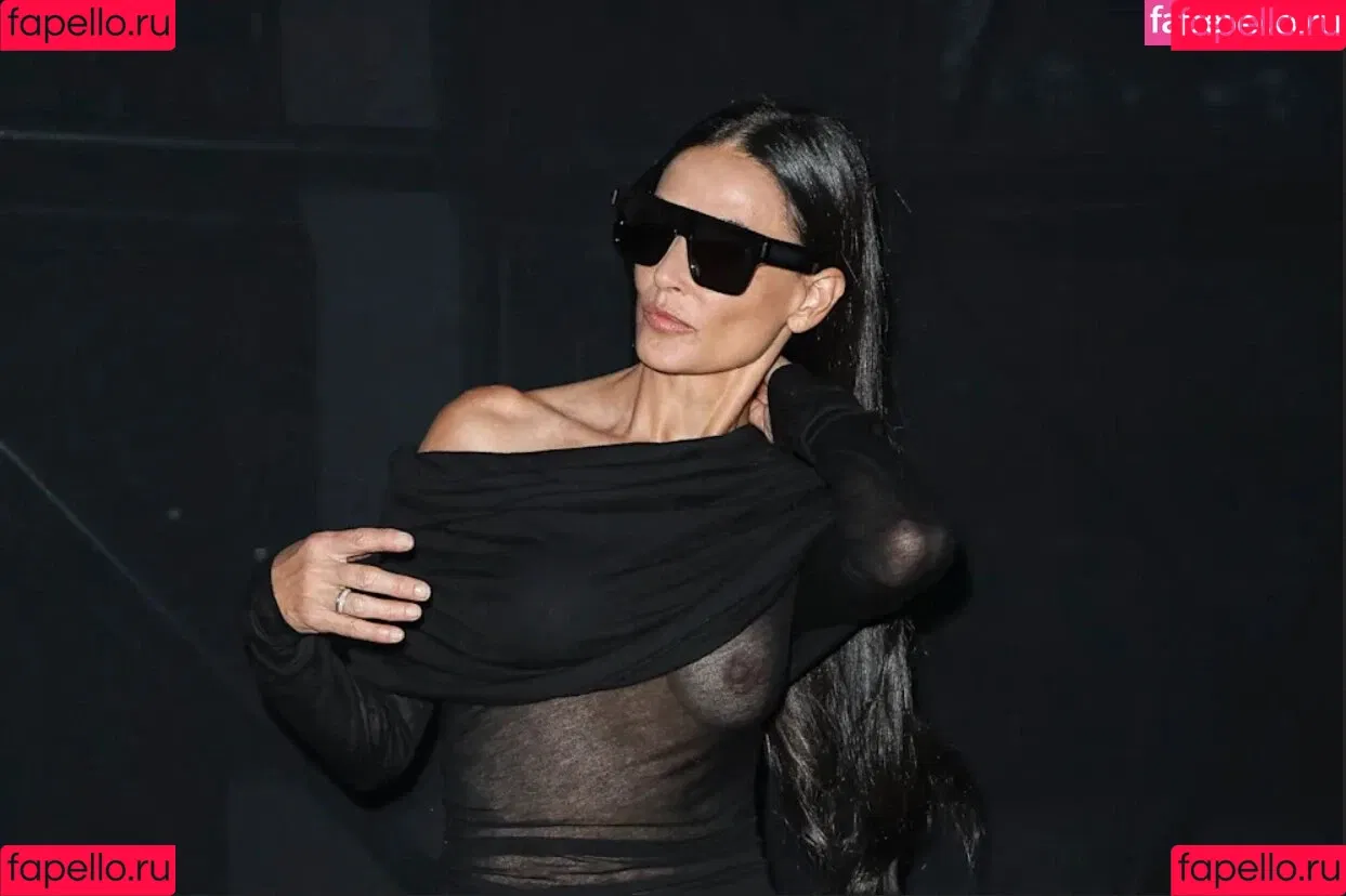 Demi Moore Onlyfans Photo Gallery 