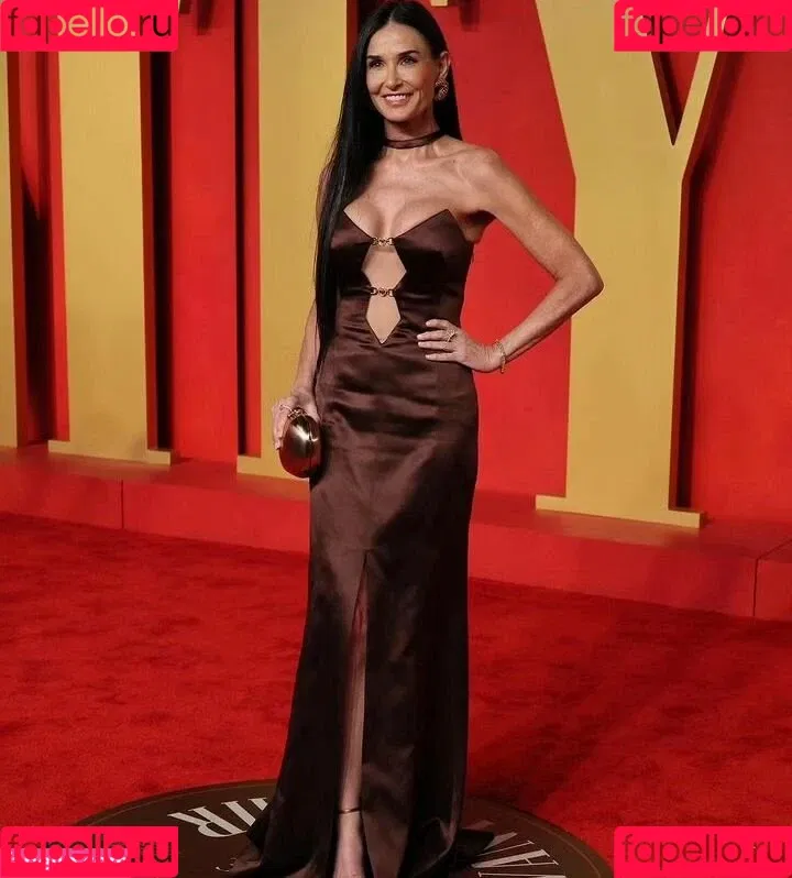 Demi Moore Onlyfans Photo Gallery 
