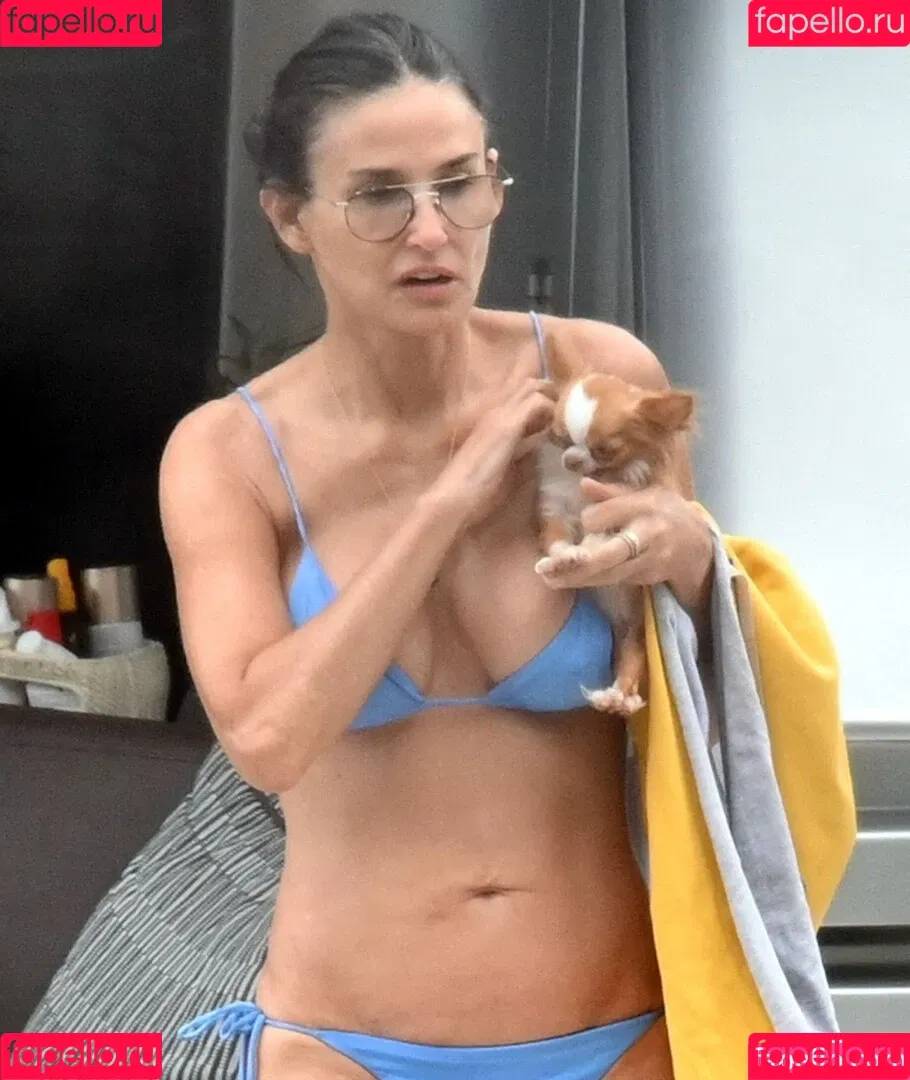 Demi Moore Onlyfans Photo Gallery 