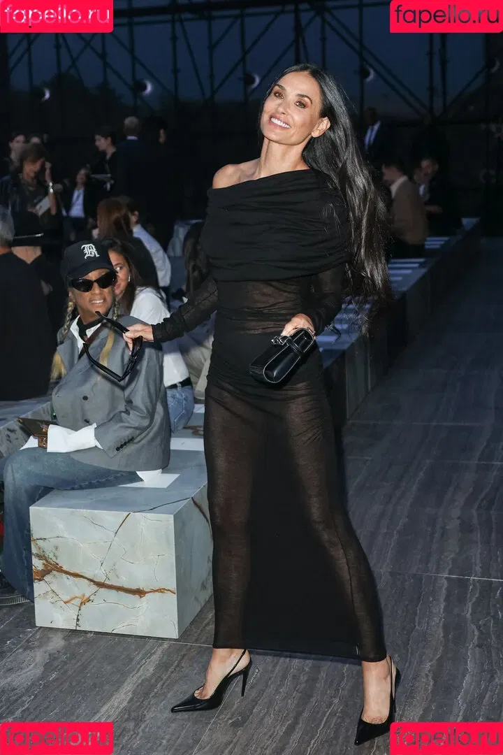 Demi Moore Onlyfans Photo Gallery 