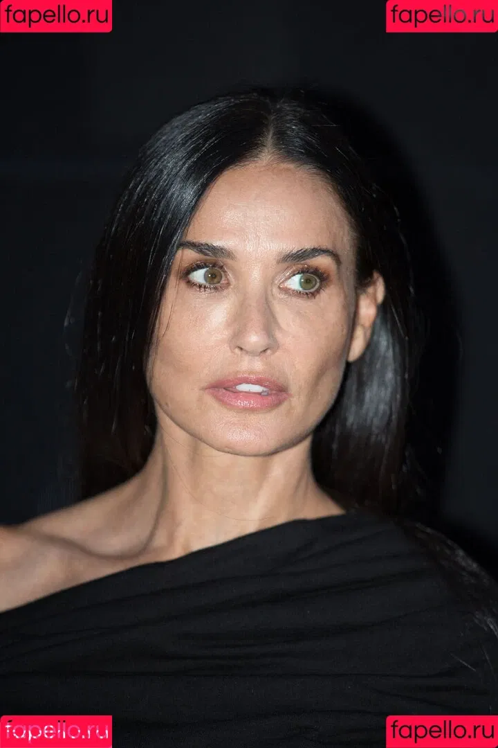Demi Moore Onlyfans Photo Gallery 