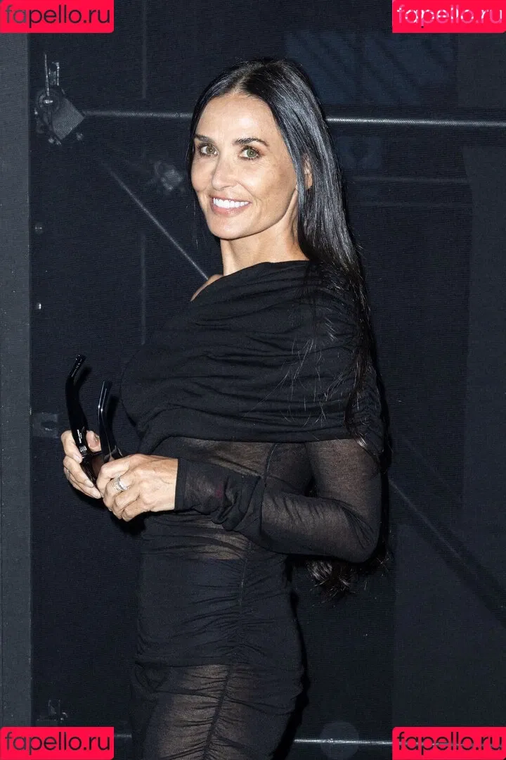 Demi Moore Onlyfans Photo Gallery 