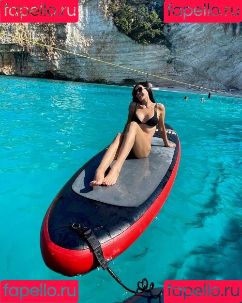 Demi Moore Onlyfans Photo Gallery 