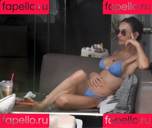 Demi Moore Onlyfans Photo Gallery 