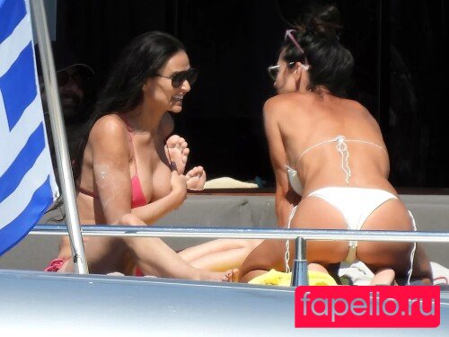 Demi Moore Nude Onlyfans Photo 41