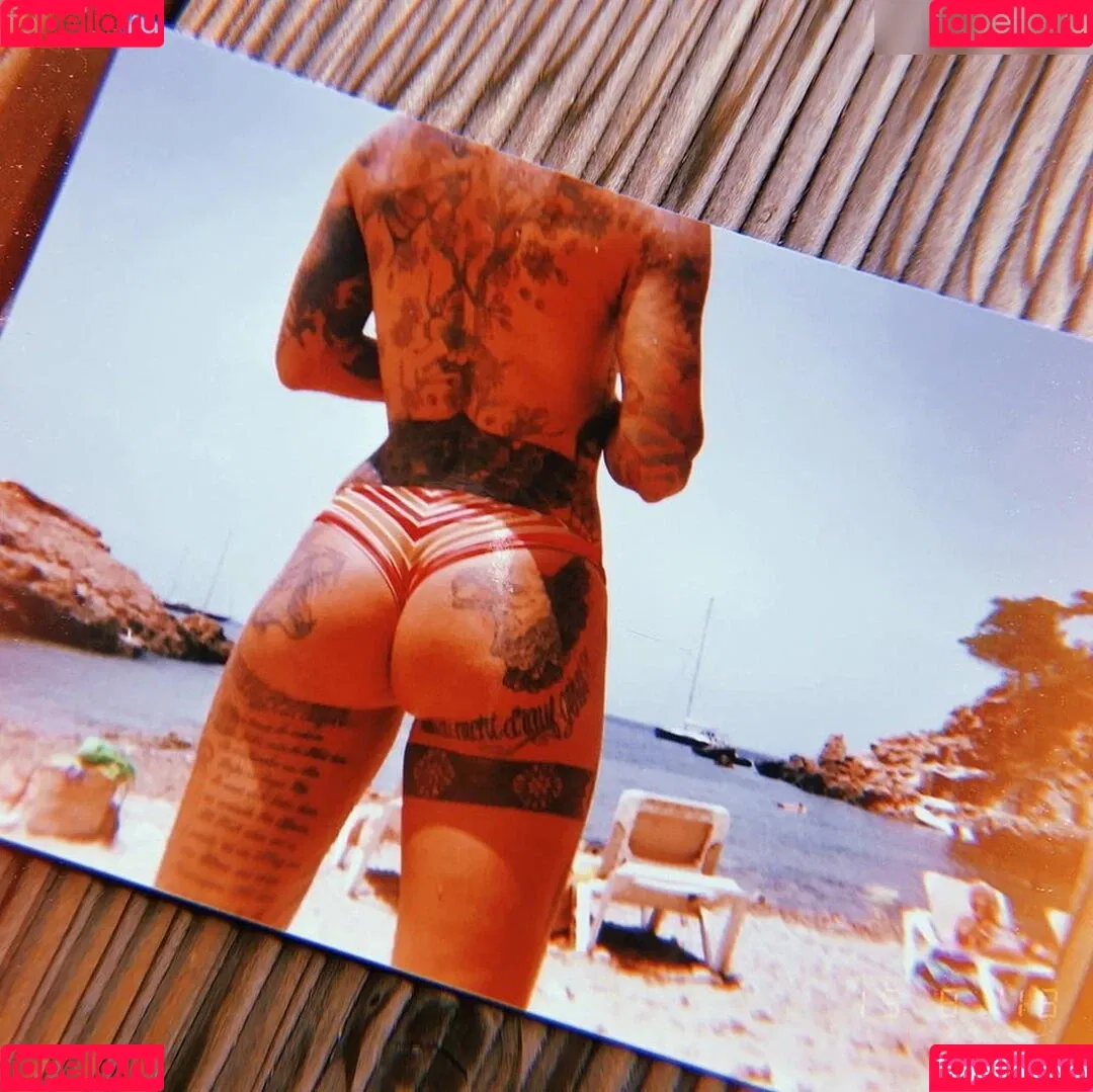 Jennifer Weist Onlyfans Photo Gallery 