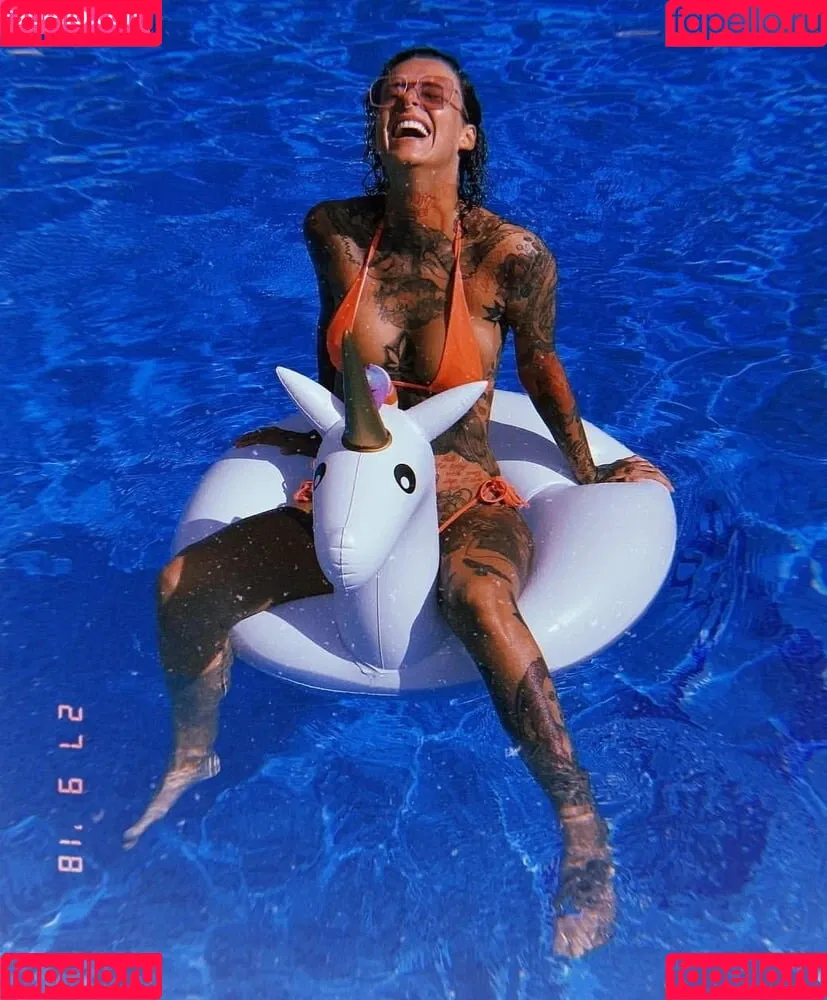 Jennifer Weist Onlyfans Photo Gallery 