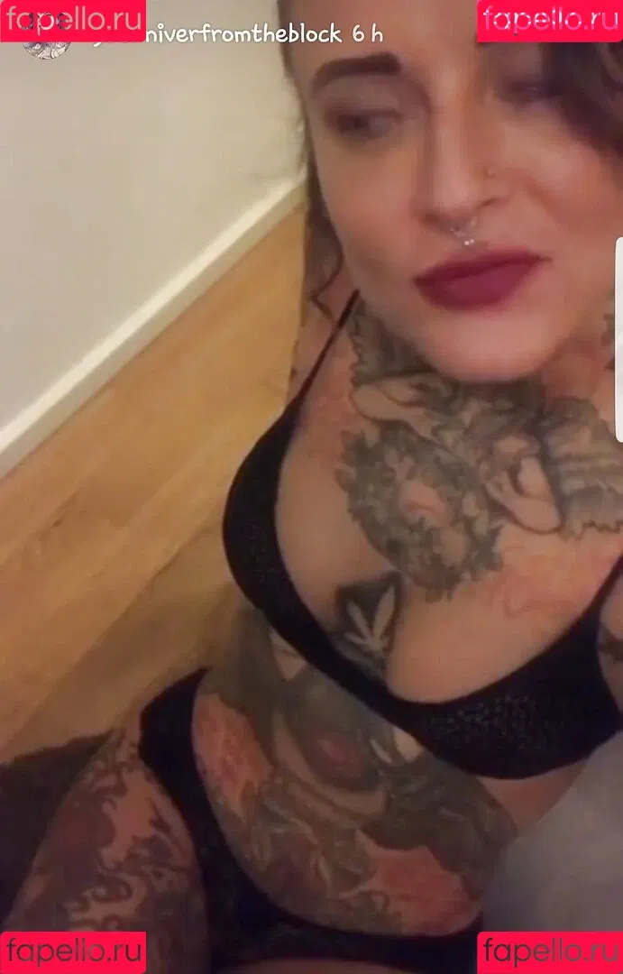 Jennifer Weist Onlyfans Photo Gallery 