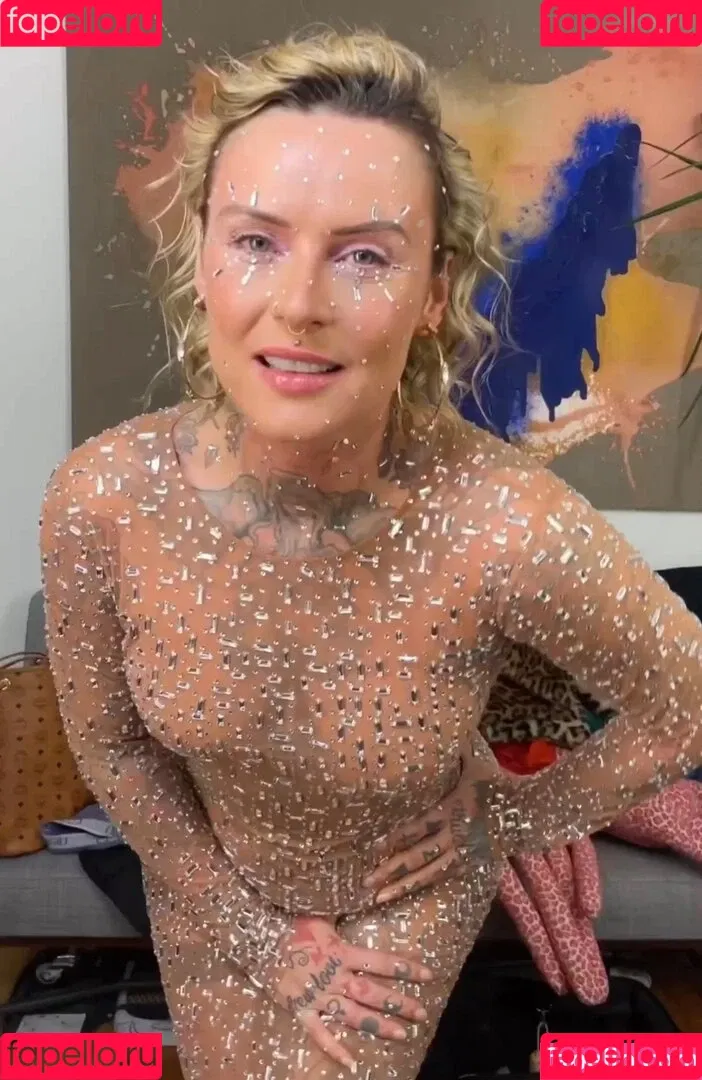 Jennifer Weist Onlyfans Photo Gallery 