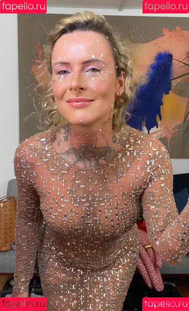 Jennifer Weist Onlyfans Photo Gallery 