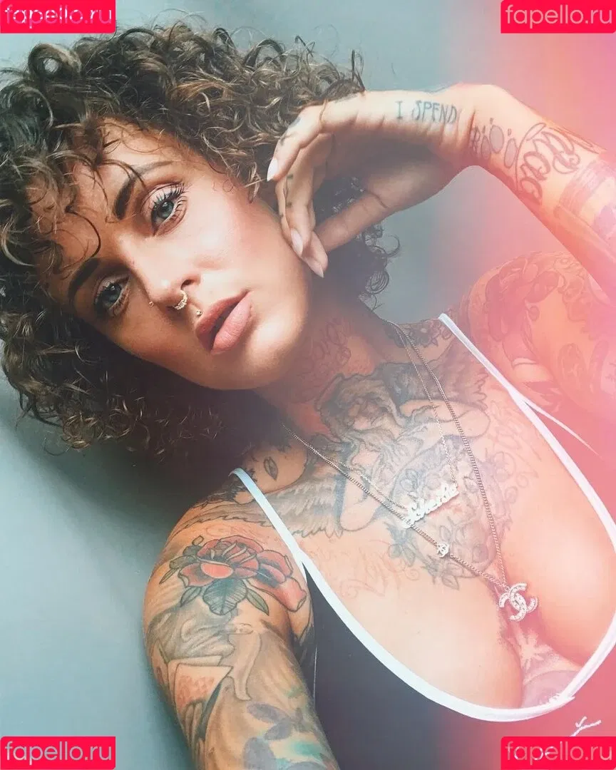 Jennifer Weist Onlyfans Photo Gallery 