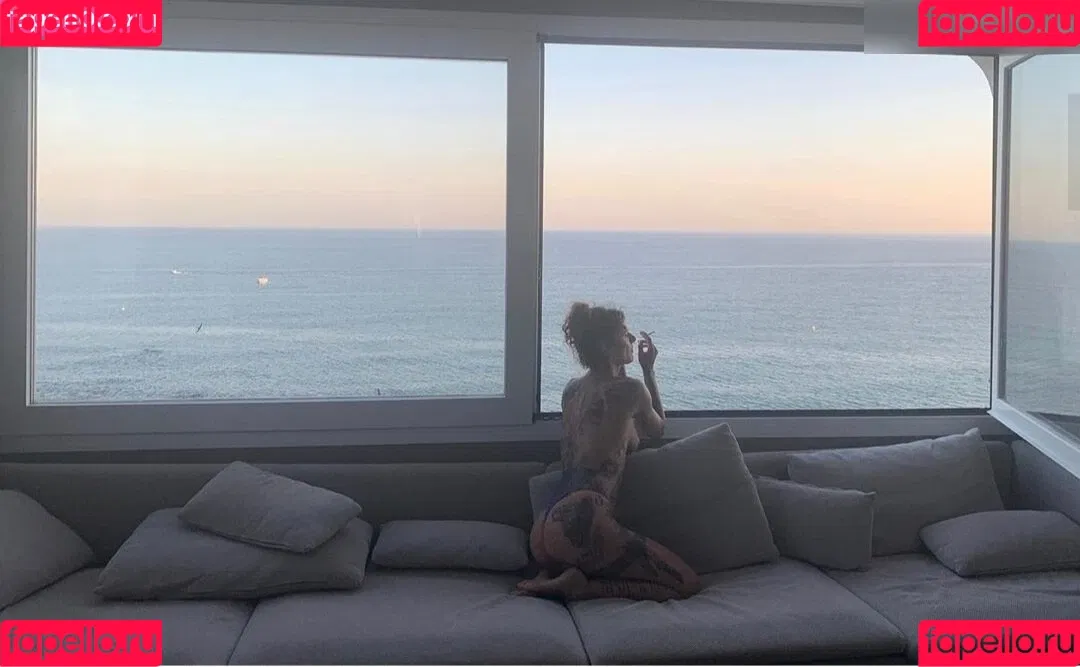Jennifer Weist Onlyfans Photo Gallery 