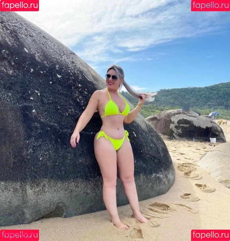 Pakita 153 Onlyfans Photo Gallery 