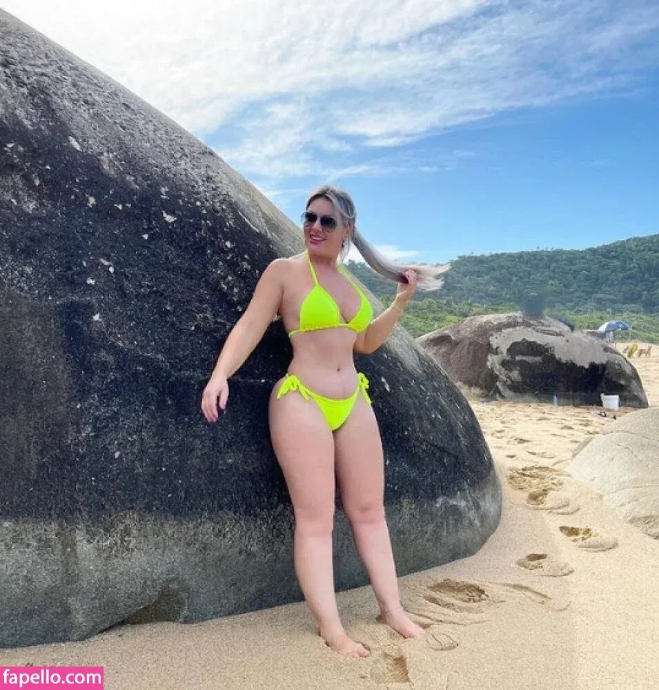 Pakita 153 Onlyfans Photo Gallery 