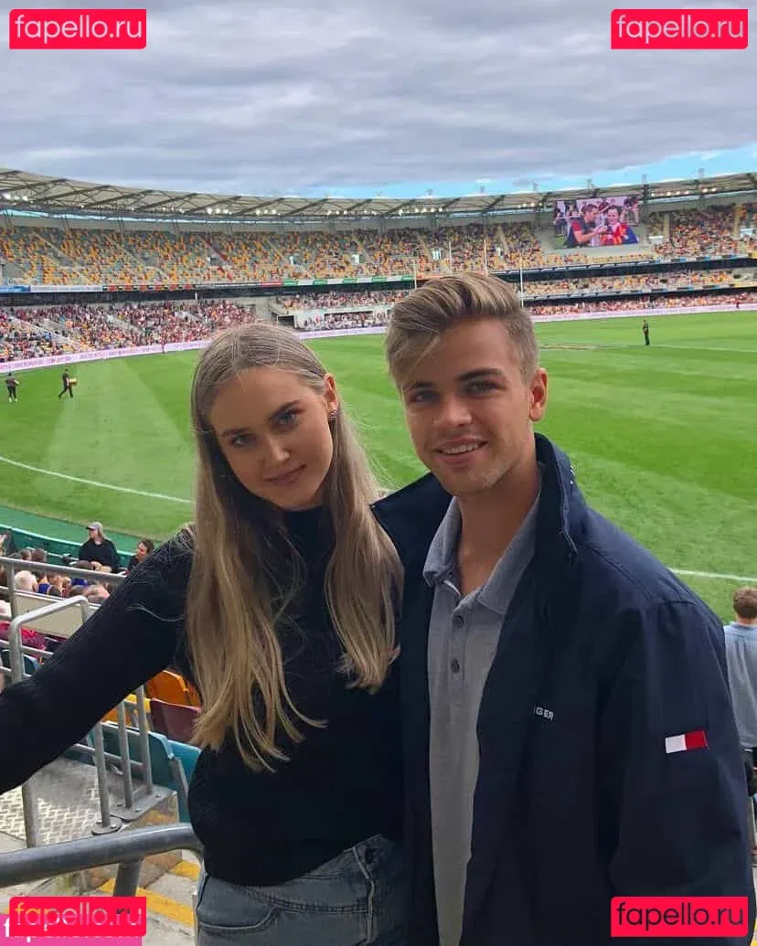 Aimee Greeneberg Onlyfans Photo Gallery 