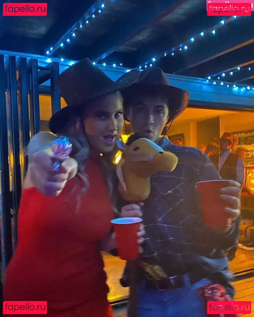 Aimee Greeneberg Onlyfans Photo Gallery 