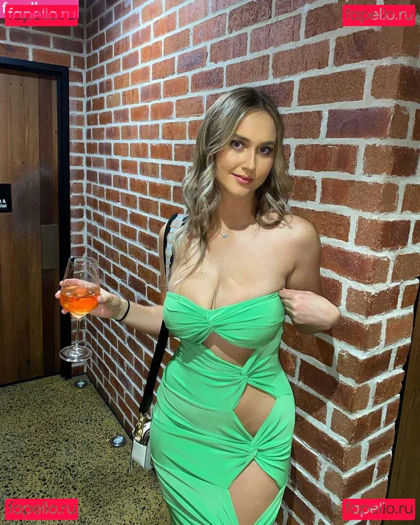 Aimee Greeneberg Onlyfans Photo Gallery 