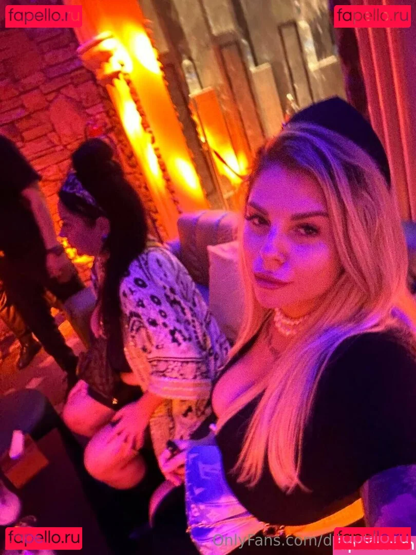 dilylabloom Onlyfans Photo Gallery 