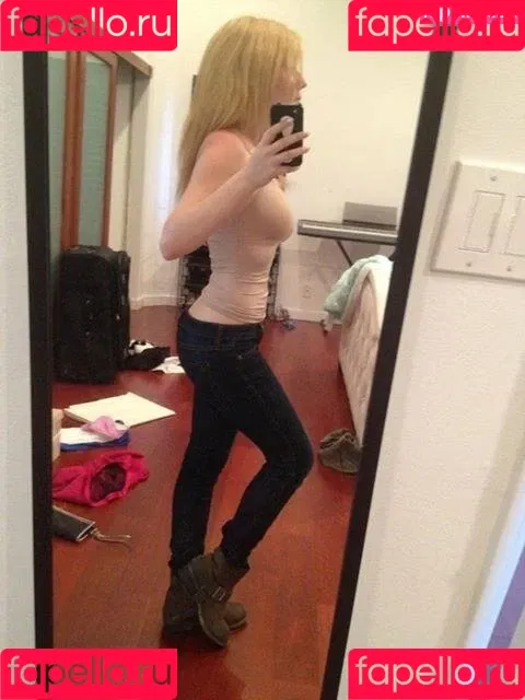 Jennette McCurdy Onlyfans Photo Gallery 