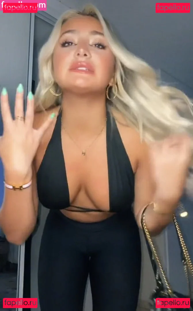 Juliana Sanchez Onlyfans Photo Gallery 