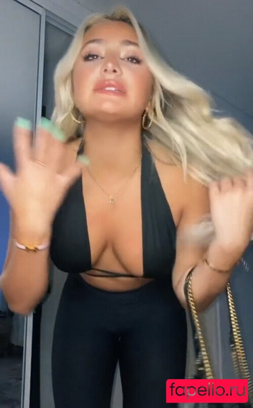 Juliana Sanchez Nude Onlyfans Photo 21