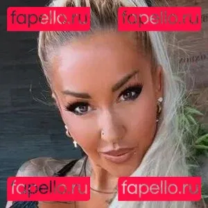 Nadine Schmied Onlyfans Photo Gallery 