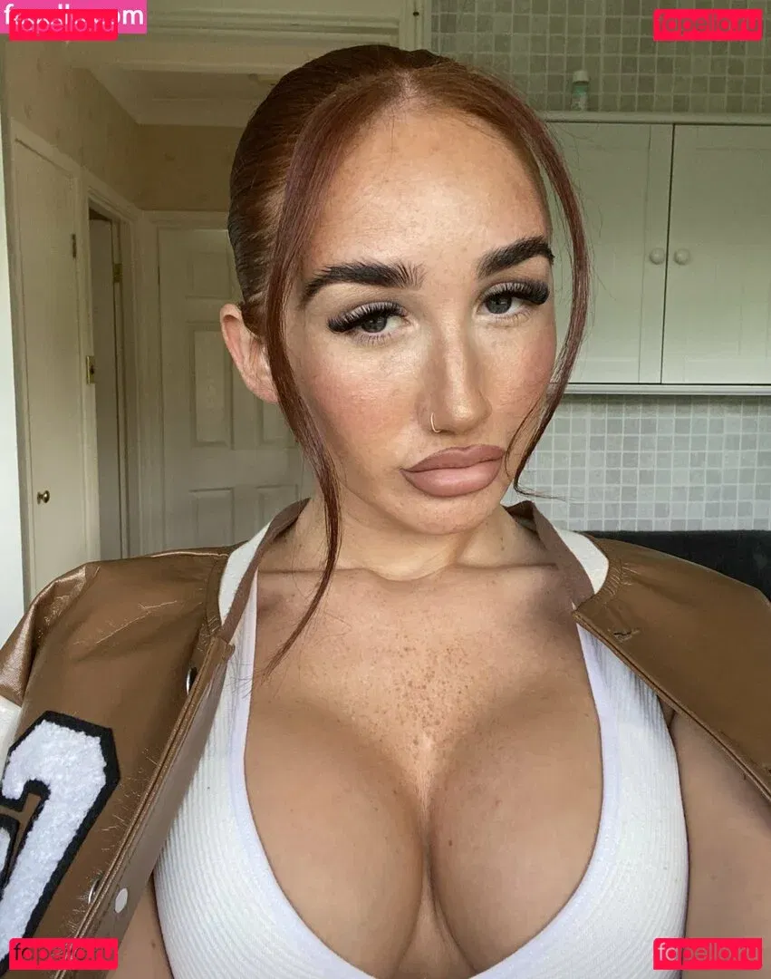 absondabs Onlyfans Photo Gallery 