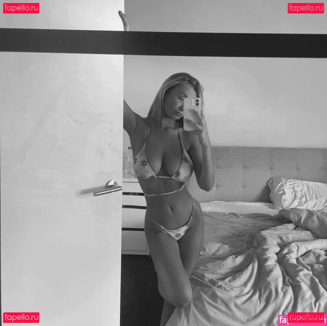 Lauren Stephens Onlyfans Photo Gallery 