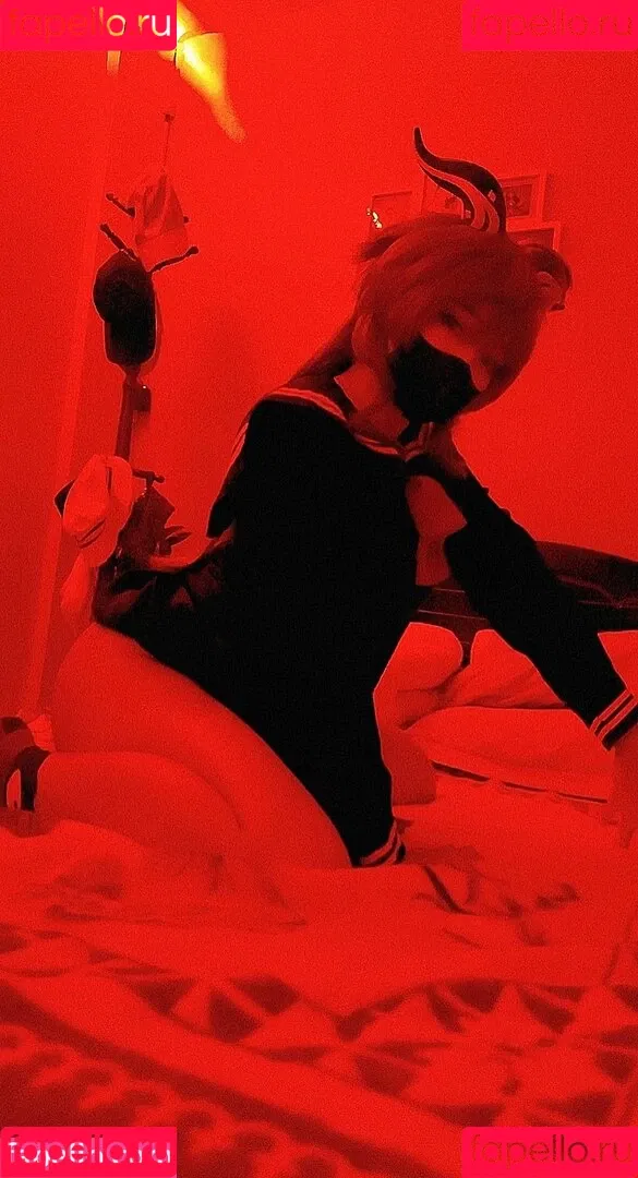 R1_021 Onlyfans Photo Gallery 