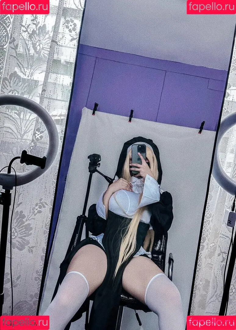 R1_021 Onlyfans Photo Gallery 