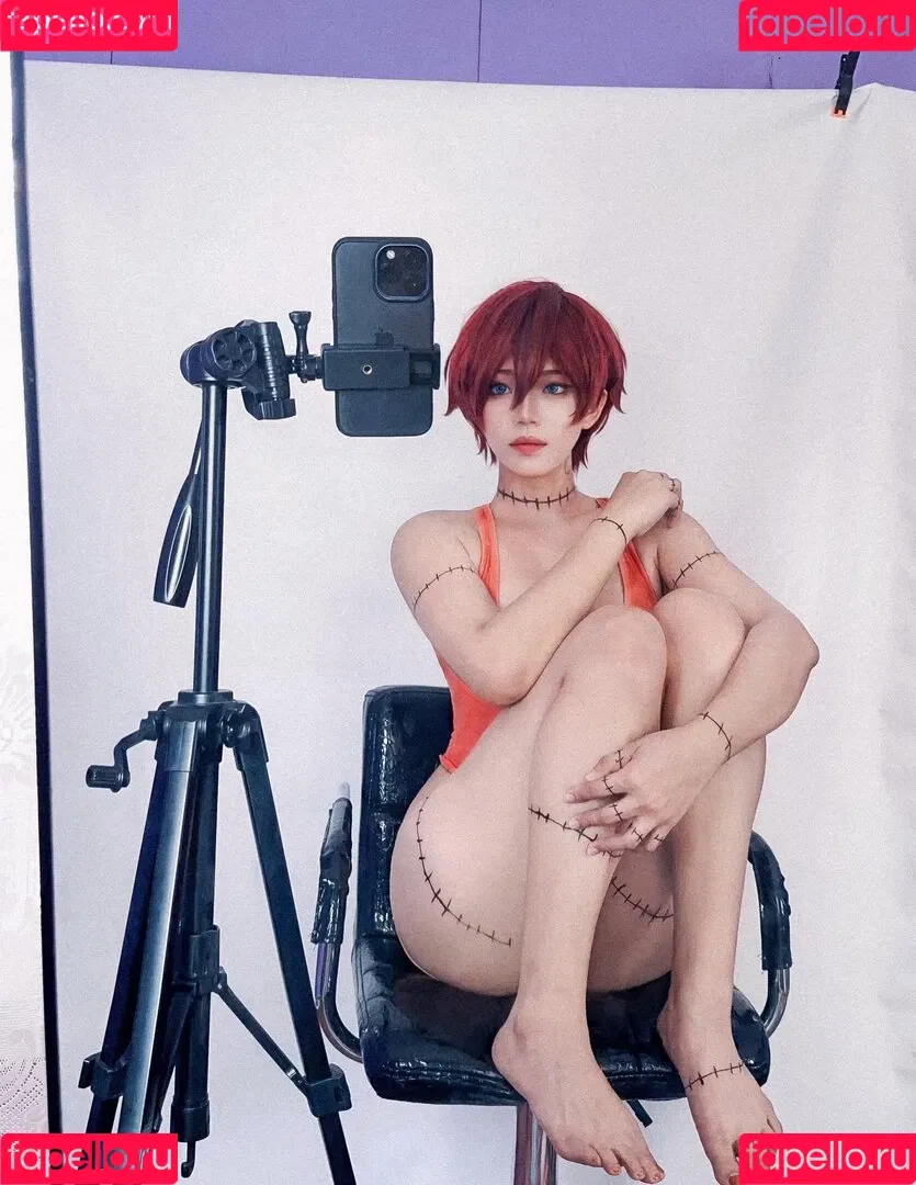 R1_021 Onlyfans Photo Gallery 