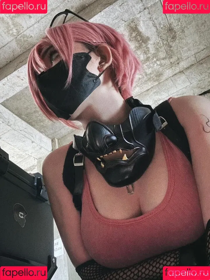 R1_021 Onlyfans Photo Gallery 