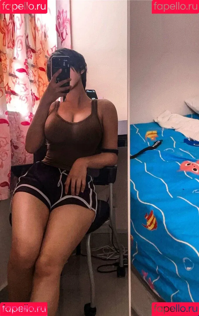 R1_021 Onlyfans Photo Gallery 