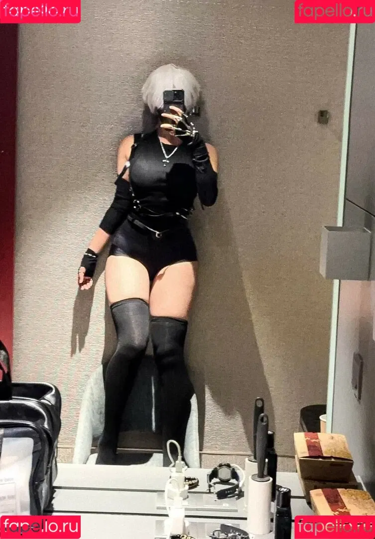 R1_021 Onlyfans Photo Gallery 