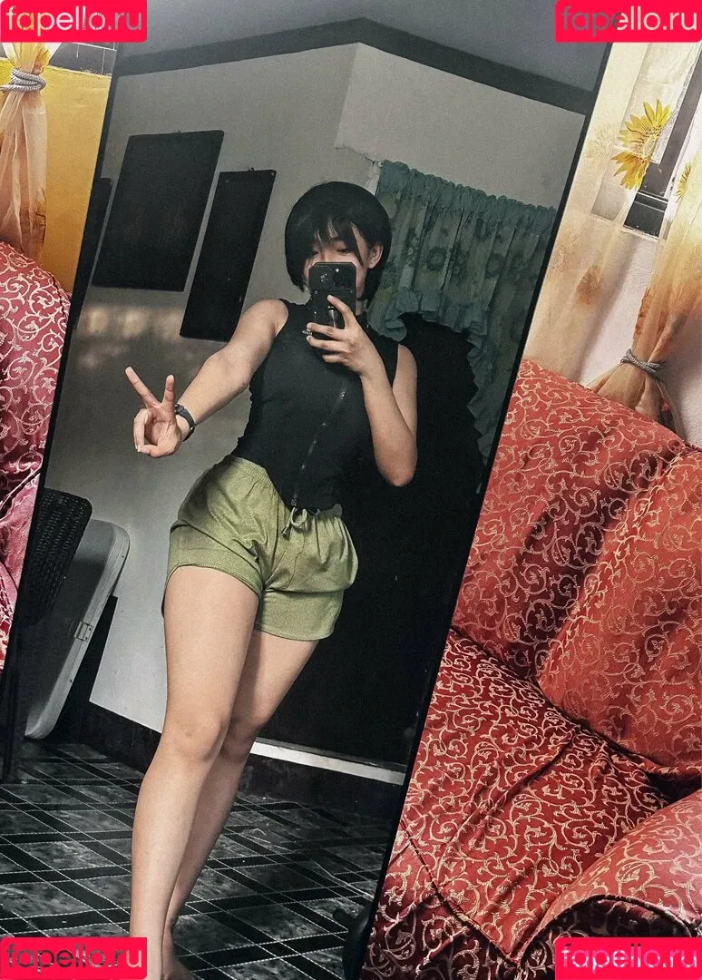 R1_021 Onlyfans Photo Gallery 