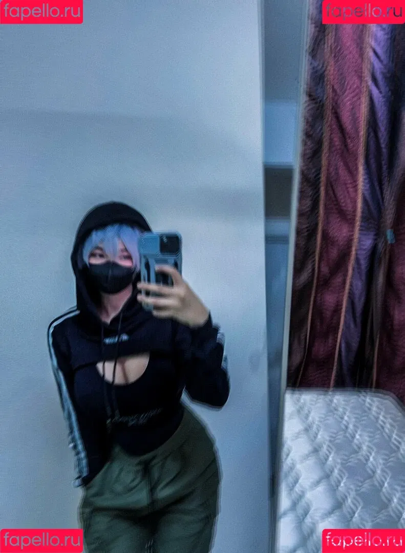 R1_021 Onlyfans Photo Gallery 