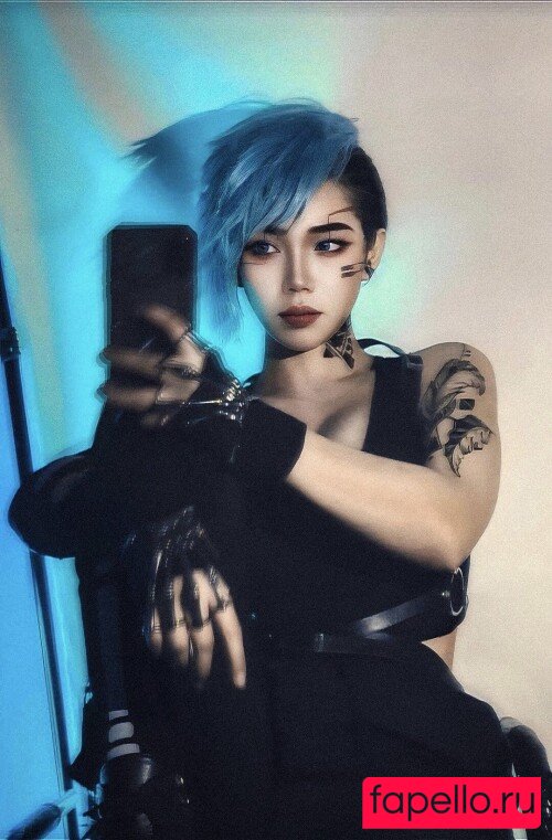 R1_021 Onlyfans Photo Gallery 