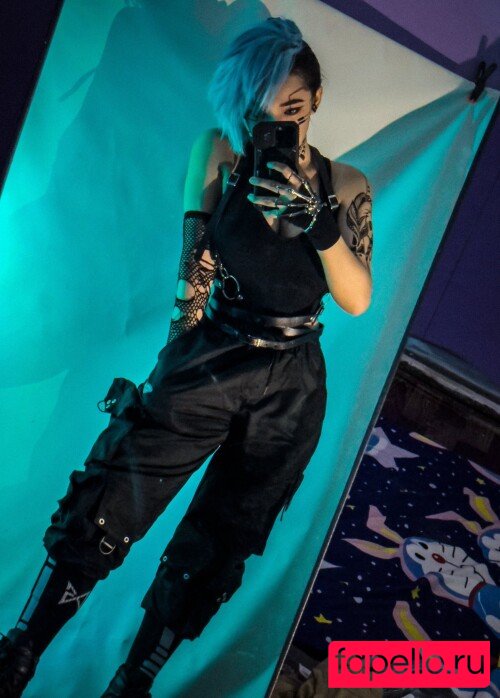 R1_021 Onlyfans Photo Gallery 