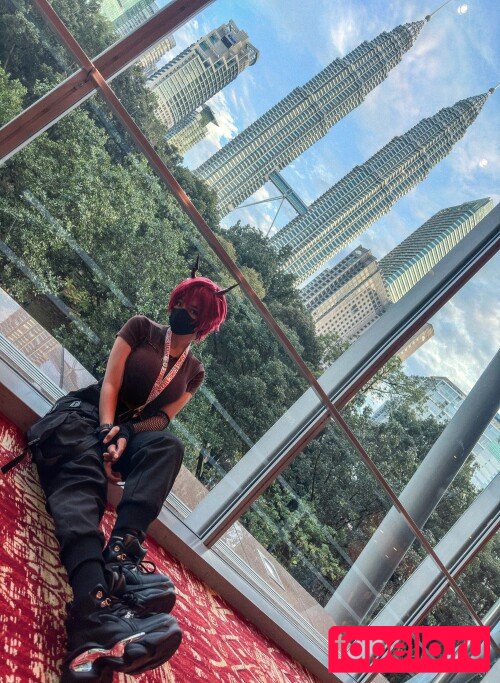 R1_021 Onlyfans Photo Gallery 