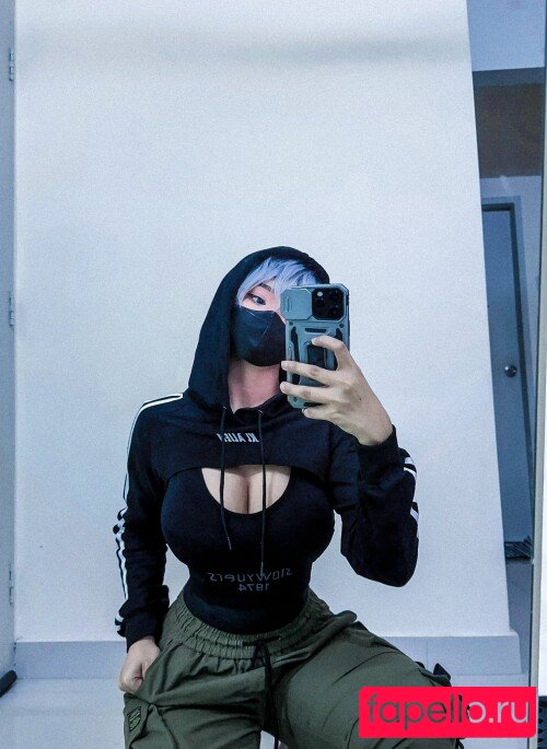 R1_021 Onlyfans Photo Gallery 