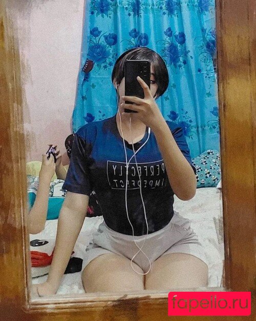 R1_021 Onlyfans Photo Gallery 