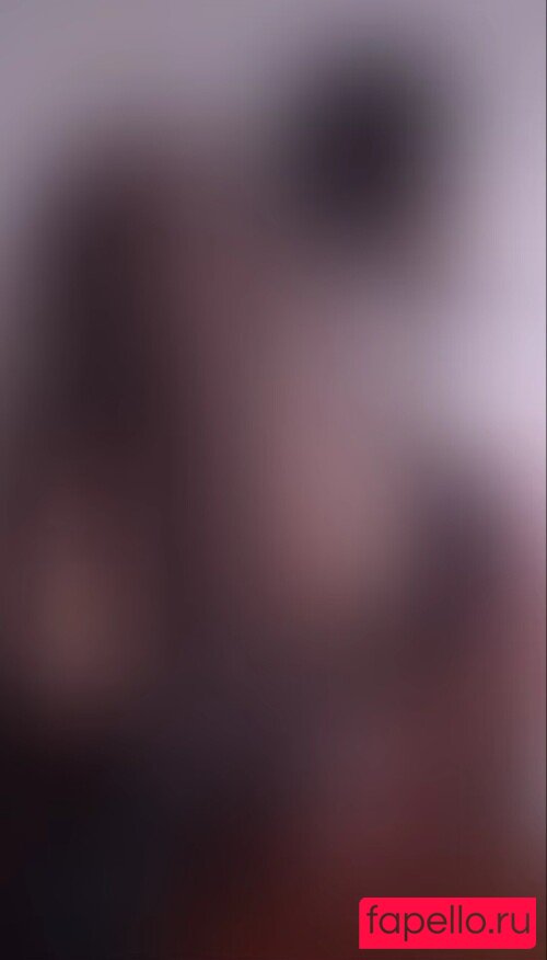 R1_021 Onlyfans Photo Gallery 