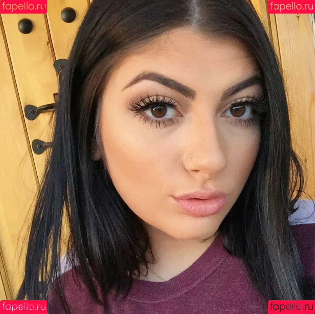 Anahit Abeshyan Onlyfans Photo Gallery 