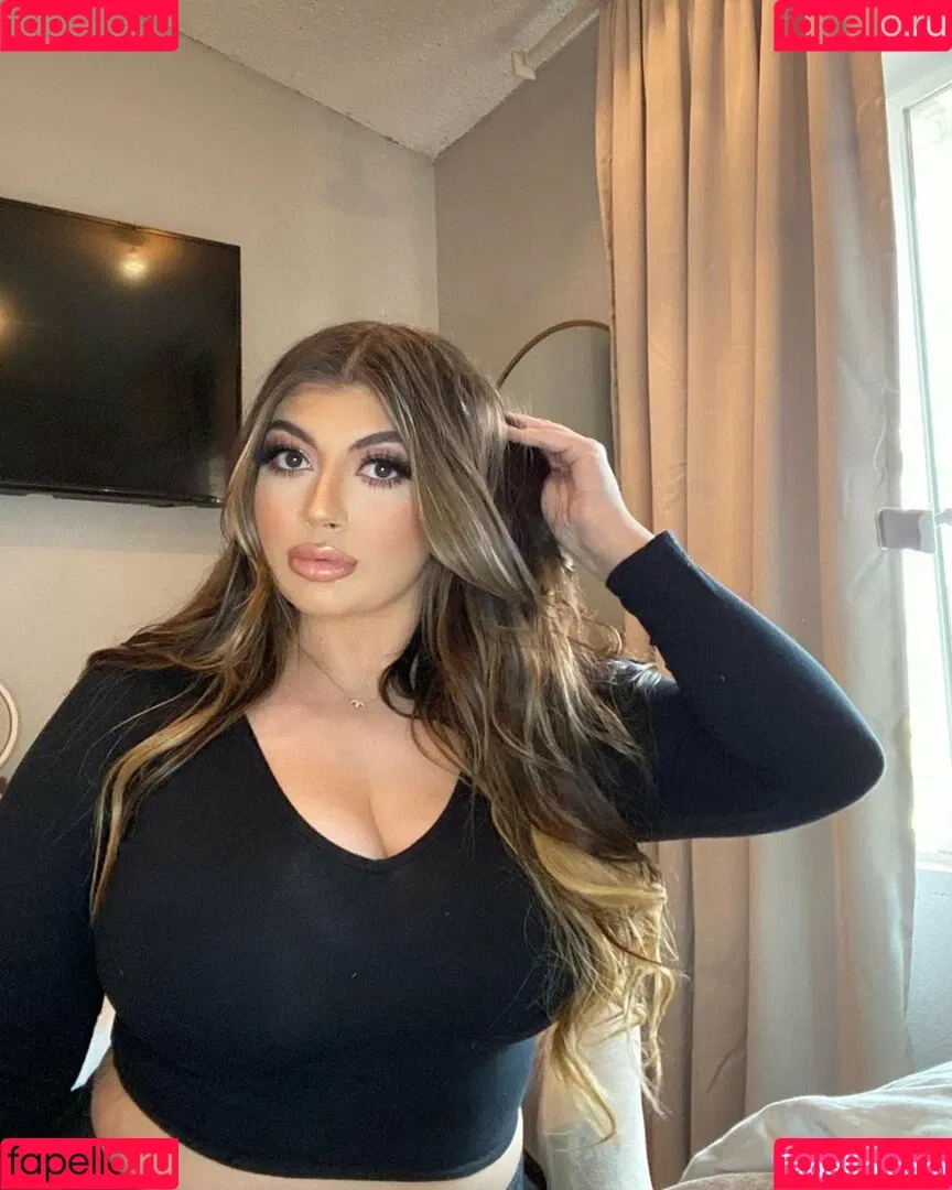 Anahit Abeshyan Onlyfans Photo Gallery 
