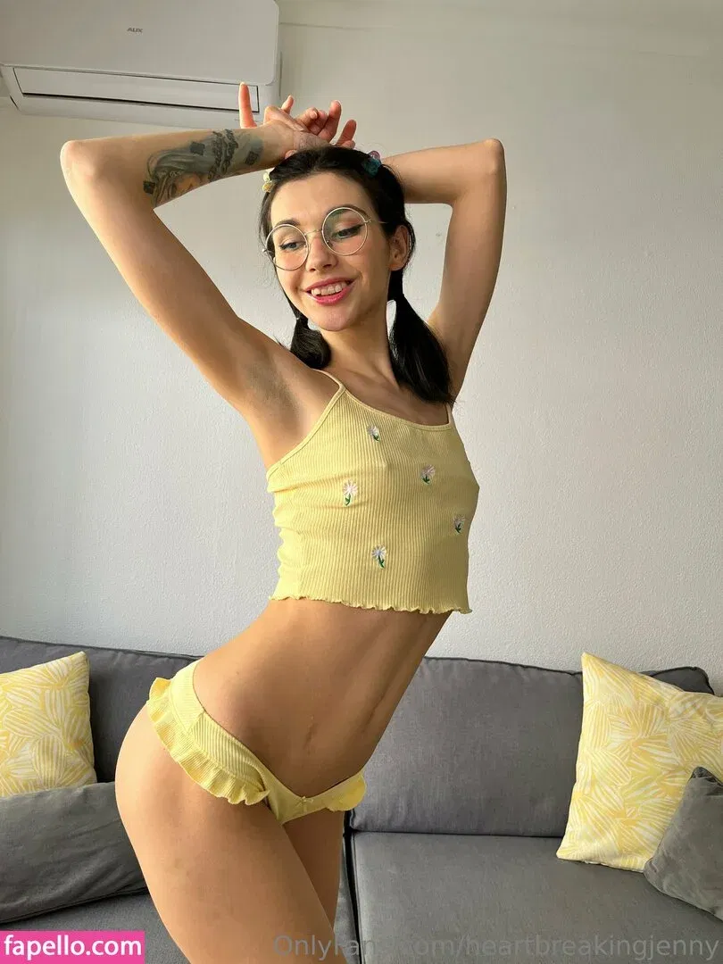 heartbreakingjenny Onlyfans Photo Gallery 