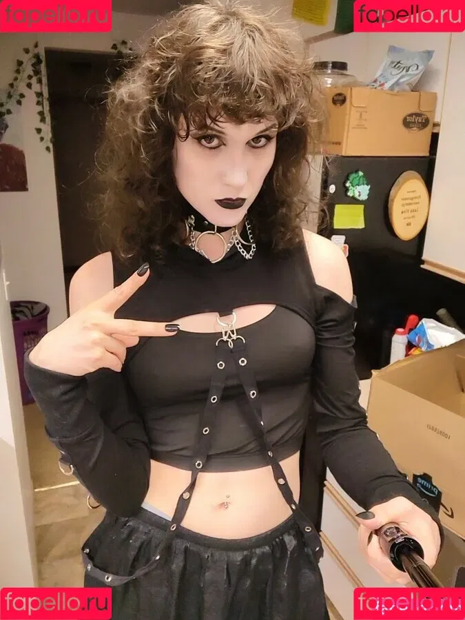 Kodama Grey Onlyfans Photo Gallery 