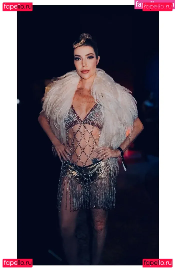 Luiza Possi Onlyfans Photo Gallery 